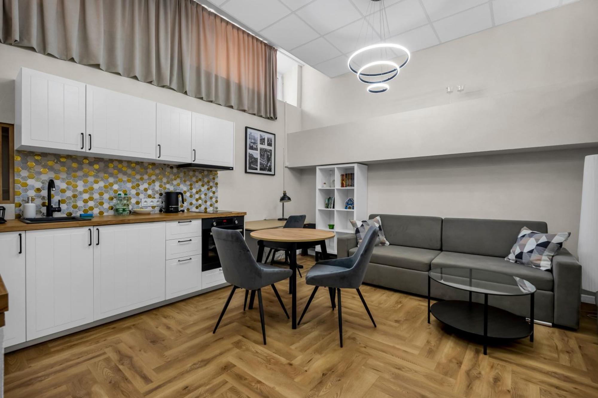 Apartment Humblebee Nest Muranow *