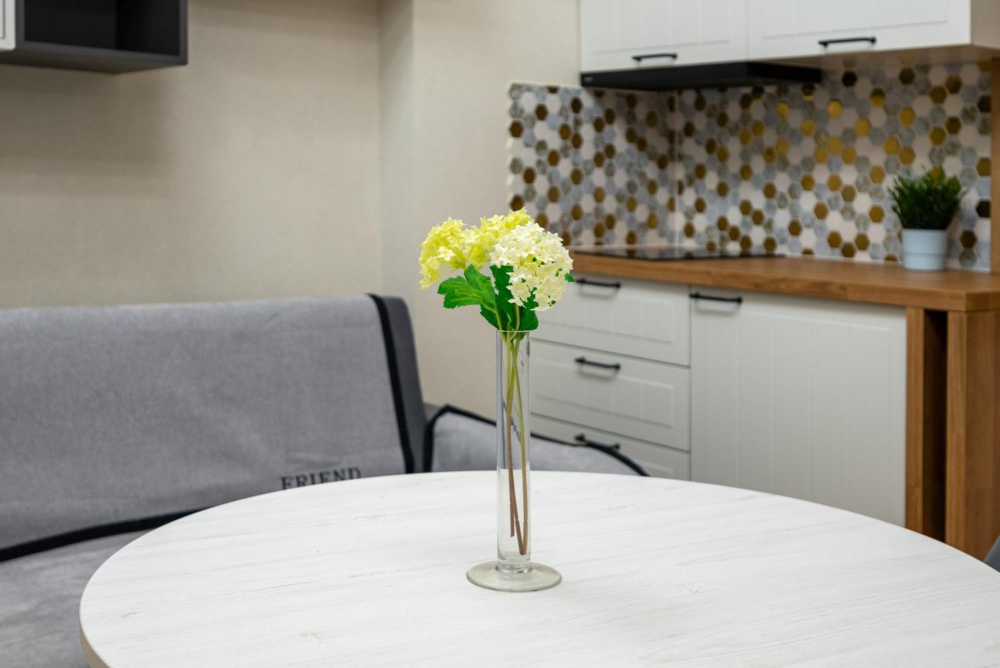 Humblebee Nest Muranow * Warszawa