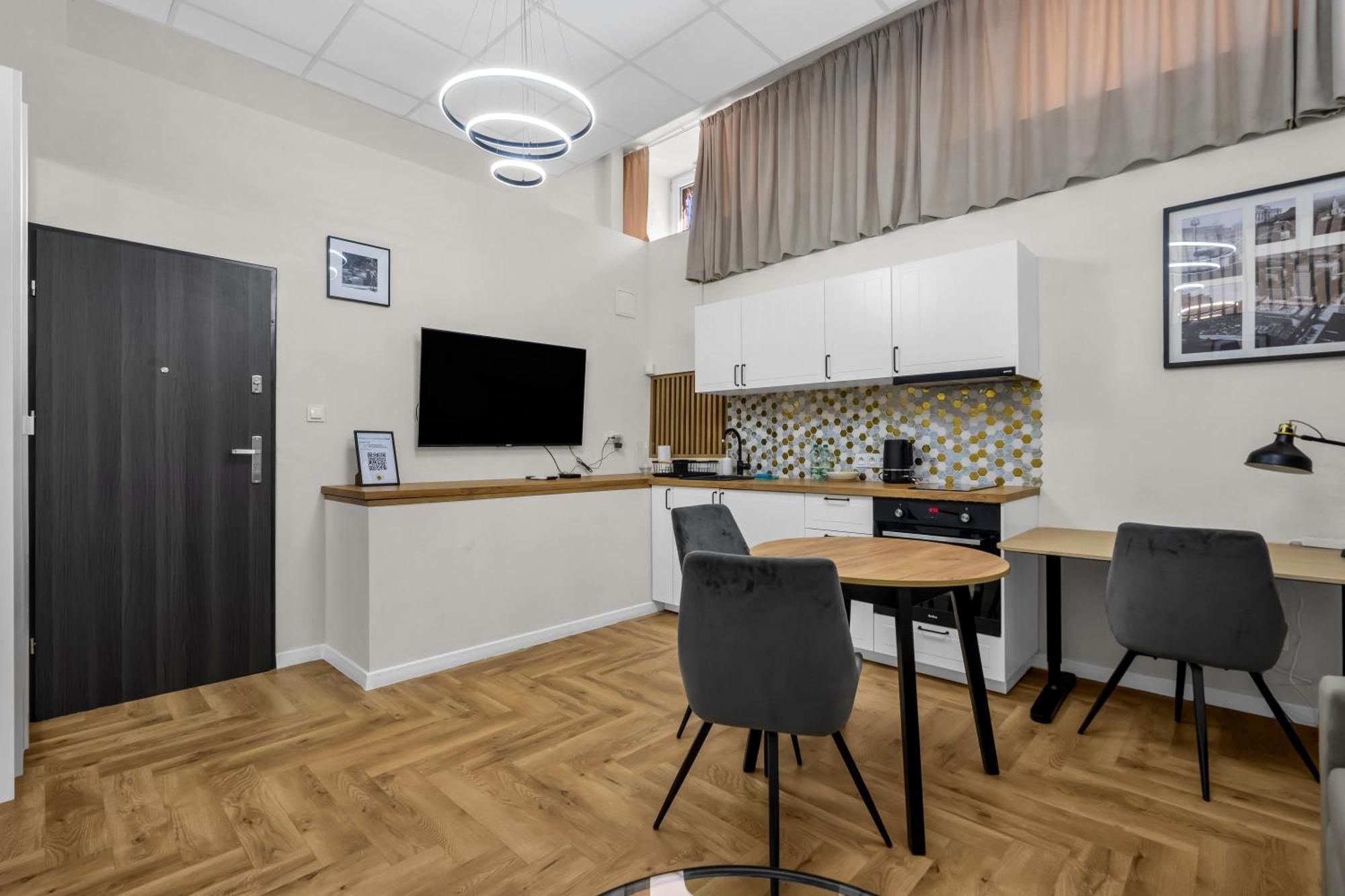 Humblebee Nest Muranow Apartament *