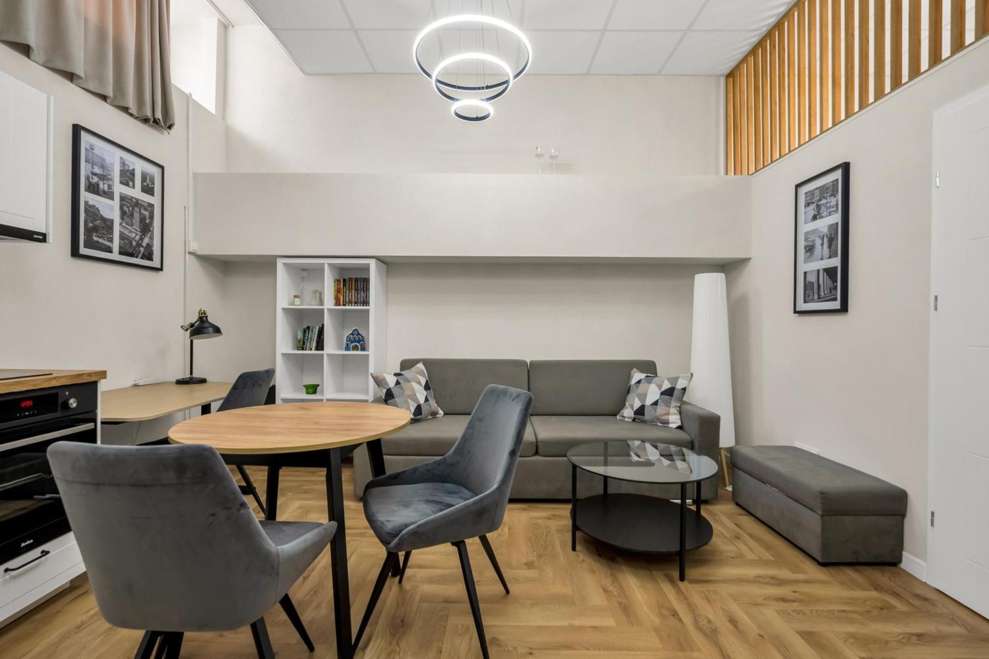 Humblebee Nest Muranow * Warszawa